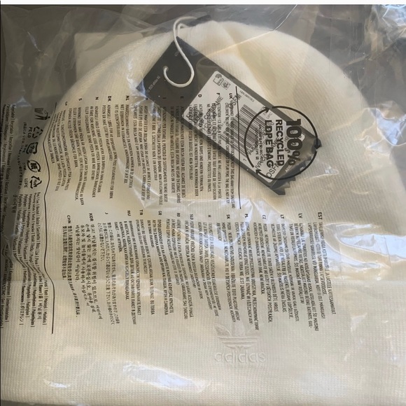 ⭕️adidas x IVY PARK White monochromatic Beanie - Picture 7 of 9